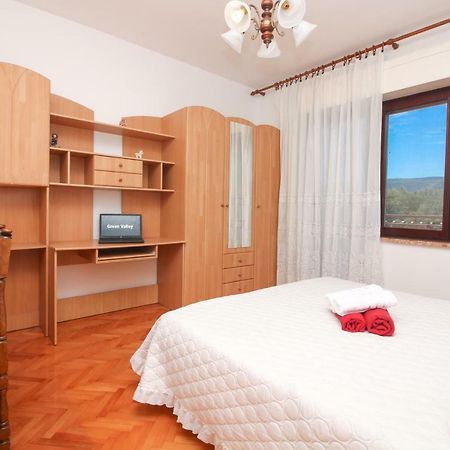 Apartament Green Valley Omis Exterior photo